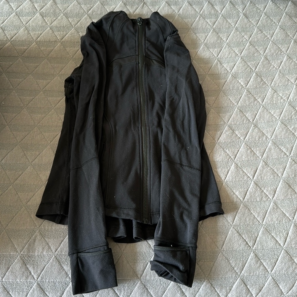 Size 6 lululemon define jacket